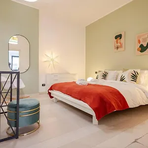 HouSe In The Green Navigli Milan Center Appartement